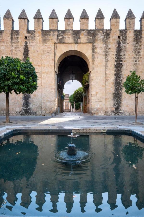 Puerta De La Luna Hotel Kordoba Bagian luar foto